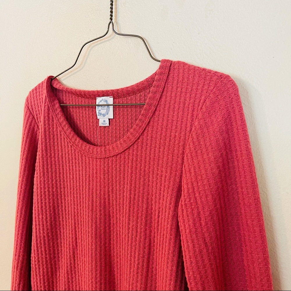 NWT Raspberry Red Peplum Style Knit Top - Picture 4 of 6